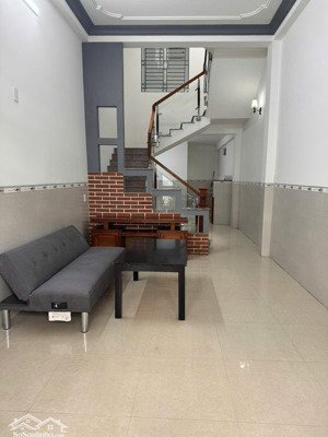 bán nhà 3 tầng kiệt ô tô đường phó đức chính , biển mân thái, sơn trà.