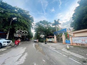 đất đẹp ngọc trục, giá rẻ nhất khu vực, vài bước ra ô tô, trường học