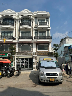 nhà 4 tầng góc hai mặt tiền đường số 20 khu bên sông hiệp bình chánh ngay sau tttm gigamall 13.5 tỷ