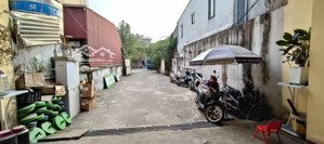 cho thuê kho xưởng đường phan trọng tuệ, thanh trì, gần bến xe nước ngầm, dt 700m, xecông, điện 3fa