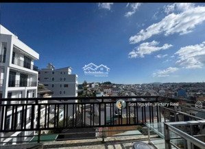 nhà phố trung tâm p.02 hẻm 6m có hầm xe 5 tầng sổ riêng