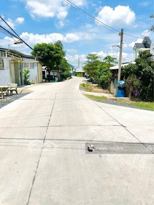 bán lô đất thổ cư, khu hiện hữu xây dựng ngay, diện tích 155m2 giá bán 1 tỷ 250tr ở củ chi tp hcm