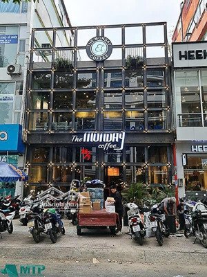 nhà mặt tiền nguyễn tri phương q10 đối diện đh kinh tế lưu lượng lớn 160tr