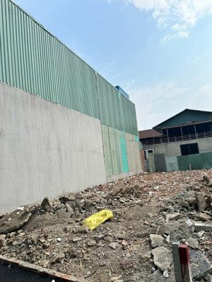 bán lô đất ngay hẻm 645 ngay đường quốc lộ 13 thủ đức giá 6ty25