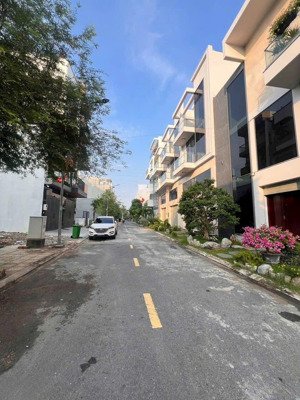 bán đất đường võ thị liễu, an phú đông, 56m2 (4 x 14), đường 12m, 5.05 tỷ