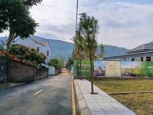 chỉ 18 triệu/m lô đất nền vip siêu hiệu quả hoà lạc-thạch hoà-thạch thất, cạnh đh quốc gia, sát ql