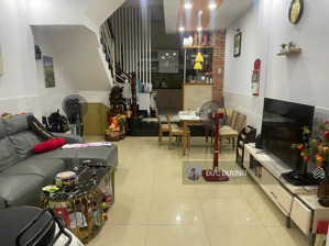 duy nhất ! nhà 1 đời chủ hẻm 2oto tránh nhau 339 lê văn sỹ, q3. 2 tầng (79m2). chỉ 9,8 tỷ tl