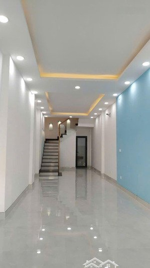 bán gấp trong tháng - bán nhà mặt tiền võ thị sáu 55.4m2, 3 tầng - giá bán 15.5 tỷ