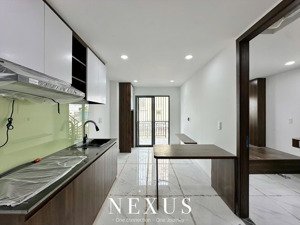 cho thuê căn hộ 2 phòng ngủ cao cấp full nội thất mới 100% rộng 70m2, ngay quang trung