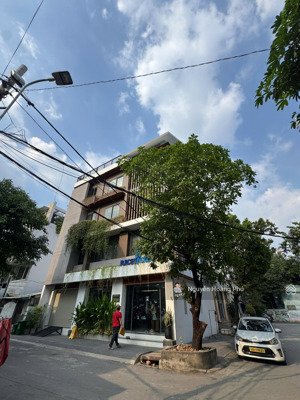 bán nhà đường số 12 p.an khánh đường thông ra trần não q2 dt : 7.5m x 26m cn:193m2 giá 35 tỷ