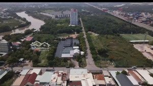 bán đất mt nguyễn duy trinh, tp. thủ đức dt: 32x60m full thổ 2735m2 giá 180 tỷ xd: 2 hầm + 15 tầng