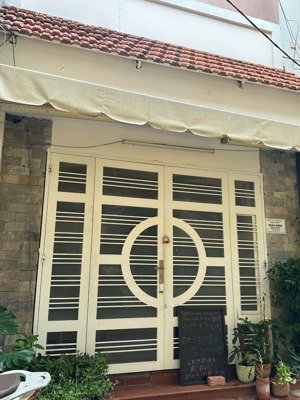 bán gấp trong tháng - bán nhà hẻm nguyễn trãi 84m² 3 tầng - giá bán 20 tỷ