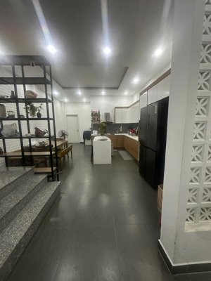 chuyển công tác về bắc nên cần bán nhà gấp kdc long hậu giá tốt, đầy đủ pháp lý