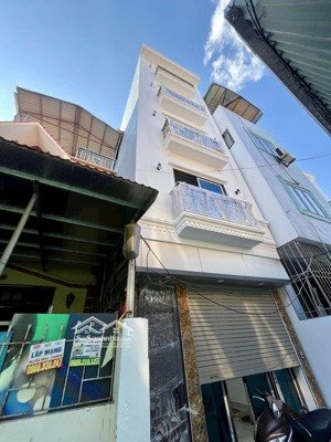 chốn an cư lý tưởng - nhà đẹp - hồ vĩnh ninh - 66m2 x 5tầng, 2 thoáng thang máy êm ru