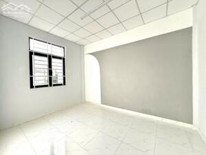 BÁN NHÀ ĐẸP 3 PHÒNG NGỦ GẦN CÔNG VIÊN MẬU THÂN PHƯỜNG 3 VĨNH LONG