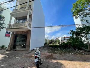 mặt tiền kinh doanh Lý Tự Trọng full thổ cư gần chợ tân an