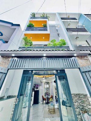 dì tôi bán nhà đường oto bến vân đồn - q4. 69,5m2 gần cầu ông lãnh, đang cho thuê 19tr/th