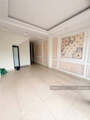 cho thuê nhà mặt phốlâm du 6 tầng thang máy- ô tô tránh công ty, văn phòng , spa kinh doanh