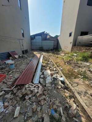 5.95 tỷ, đất 50m2, mt 3.3m, sổ a4, gần mặt đường quang trung, hà đông