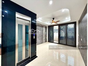 bán nhà đại linh trung văn- lê quang đạo- 5 tầng thang máy mới tinh- 30m ra ô tô- 8.2 tỷ