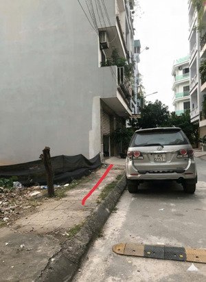 bán đất lai xá gần phố sau hàng 20m ra mặt phố, đường oto tránh vỉa hè, gần trường đại học thành đô