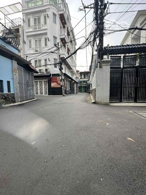 hxh tránh kd - đặng văn ngữ phú nhuận - 6x7 - 5tầng mới - nhỉnh 9 tỷ