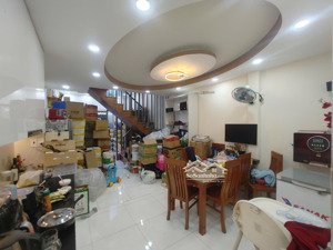 bán nhà 1/ hàng hiếm tại liên khu 5 - 6, 4,2 tỷ, hẻm 6m, 60m2, 1pn, 2wc, bình tân, hcm