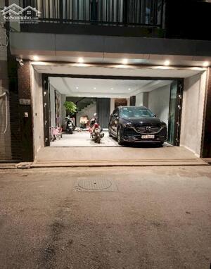 Bán nhà Hoàng Cầu_ô tô đỗ cửa ngủ nhà_vuông vắn_mt 6,5_86m2_giá chào 45 tỷ