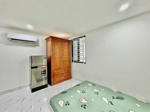 phòng cho thuê tiện nghi, cửa sổ thoáng khu vực chu văn an bình thạnh