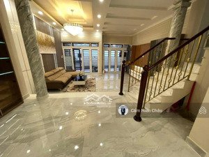 nhà mới full nội thất! hxh ngay nhà thờ tân định q1, 6.4 x 18m - cn: 113m2 - 4 tầng, chỉ 28.5 tỷ