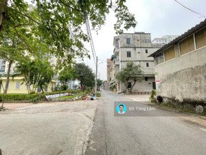 cần bán 59,8m2 lô góc đất thổ cư, view vườn hoa, đối diện chung cư ct10 việt hưng. phù hợp vp/kd