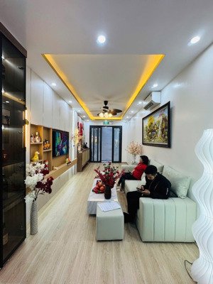 giảm sâu cho chủ tiện trí mua nhà phố kim ngưu, phân lô, nhà mới, ngõ nông thông, thang máy 45m*5t