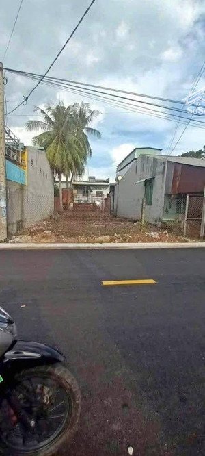 bán gấp lô đất tại đường ba sa, củ chi, 130m2 thổ cư, sổ hồng riêng, gía chỉ 1.2 tỷ