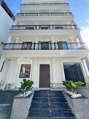 bán đất tặng nhà thảo điền quận 2 - 245m2 chỉ 39 tỷ ~ 160 triệu/m2 xd mới hầm 6 tầng