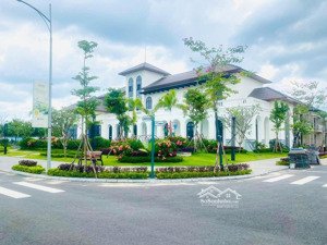 tìm đâu ra nhà phố vườn giá 2,1 tỷ sổ riêng gần trung tâm kinh tế bình dương?