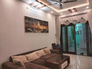 bán nhà 2 tầng trưng nữ vương kiệt 3m cách đường chính 20m, gần công viên a pec