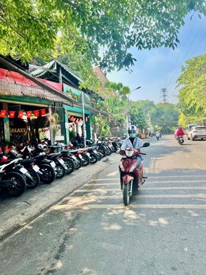 bán đất tặng nhà hẻm xe hơi 8m _ nhà dãy trọ 2 mặt tiền trước sau 88m2 _giá 7.5 tỷ_ hiệp phú