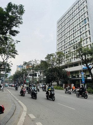 bán nhà phân lô phố thái hà 110m2, 5t, mt 4.5m, 50 tỷ ôtô tránh, 1 nhà ra phố, kinh doanh đỉnh