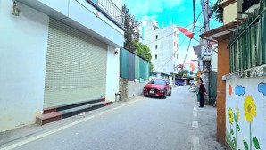 siêu phẩm lô góc 33m2, ngay công viên đô nghĩa, đường thông 5m, kinh doanh