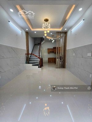 nhà riêng bán tại đường chiến lược, sàn bêtong, 3pn, giá 4,7 tỷ