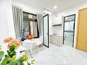 cầu giấy - bán nhà xây mới - chuẩn pccc - 7 tầng thang máy - doanh thu 60tr/ tháng.