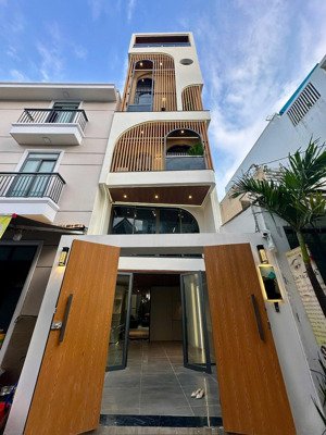 thang máy sát cityland - giá : 13.2 tỷ thống nhất - p.11 - gò vấp 1 trệt 1 lửng 4 lầu