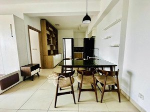 cho thuê căn cc 2n2vs full nội thất ban công hướng đông nam