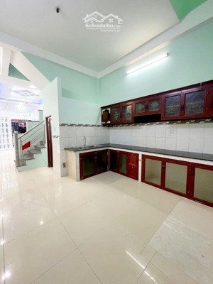 bán nhà không lg hương lộ 3 - sát bình long - hxh 4m - 4*16* 2 tầng btct *3pn - giá 5.85 tỷ tl.