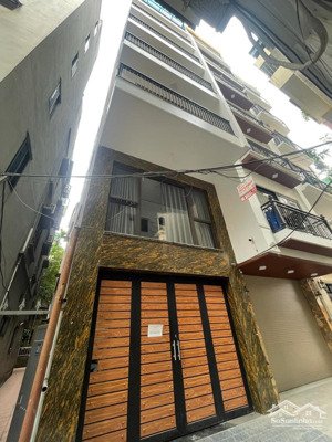 view hồ tây -lô góc - ô tô - sau nhà mặt phố - dòng tiền