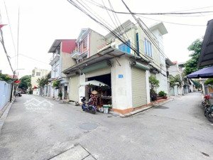 nhỉnh 5 tỷ - hơn 90m2 - ô tô đỗ cửa - kim chung - cực hiếm