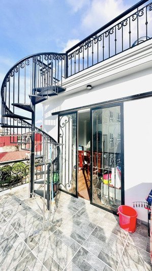 bán nhà thụy khuê, tây hồ 7 tầng thang máy, oto vào nhà, ba bước ra mặt phố, vừa ở vừa kinh doanh