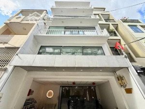 chỉ 4tỷ750 sở hửu ngay căn nhà 82,5m2 lý tự trong-bến nghé-quận 1. ngay nhà thờ đức bà, thuê 35tr