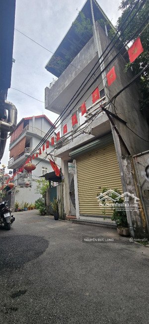 ngõ 698 lạc long quân 50m x 3 tầng- mặt tiền 4.1m - chào 14.8 tỷ. ở thoáng, trong lành,