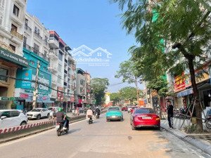 bán nhà mặt ngõ ô tô tránh dt gần 100m2, 5 tầng ngõ thông từ lạc long quân sang võ chí công